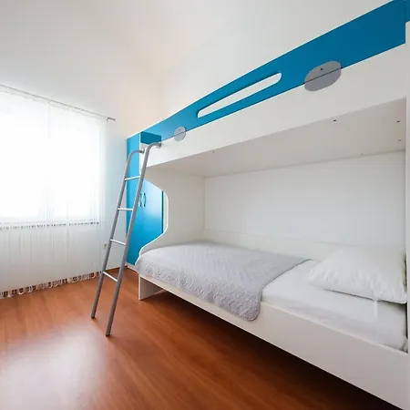 Luxury Penthouse With Jacuzzi And Seaview Apartament