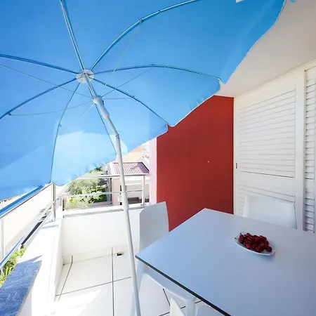 Luxury Penthouse With Jacuzzi And Seaview Appartamento